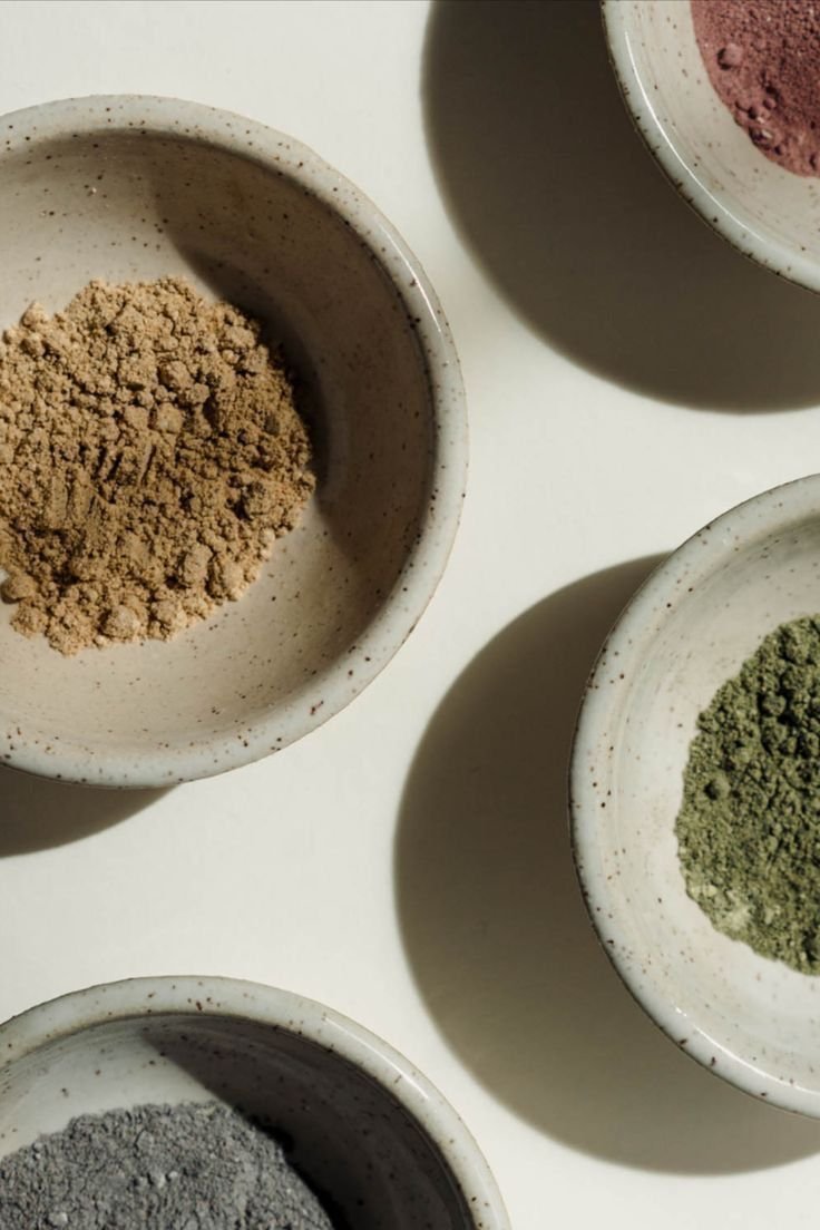 7. Rituais da manhã: Como transformar seu café (ou skincare) em uma prática de Atenção Plena.